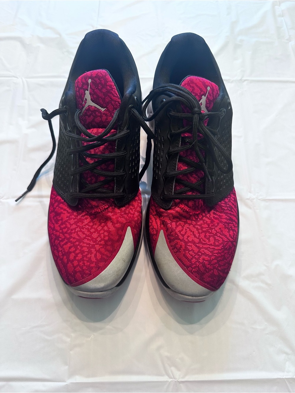 Jordan Trainer ST Red and Black Mens 11.5